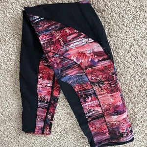 Lululemon leggings. Excellent condition. Like new.
